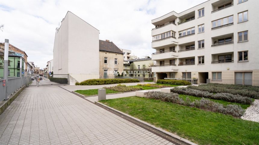 Nowoczesne 3-pokojowe mieszkanie z ogródkiem miniaturka 37