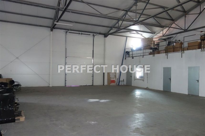 Przy S11 ! Obiekt biurowy 216 m2 miniaturka 2