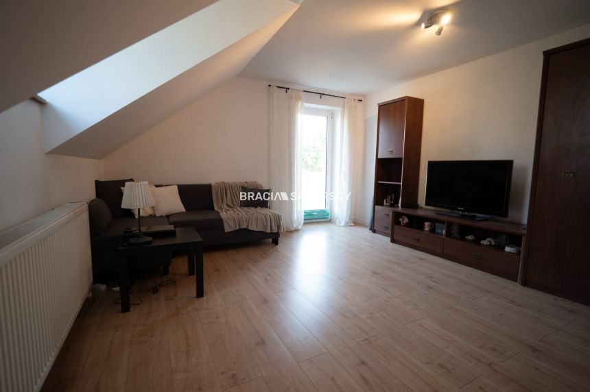 Uroczy dom 130m² z bajkowym ogrodem – Gnatowice! miniaturka 19
