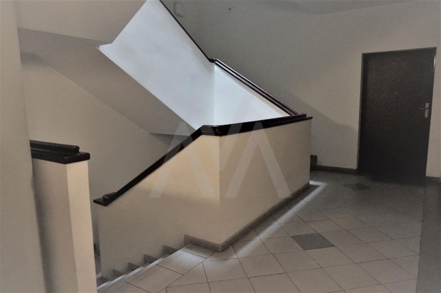 2 pokoje + balkon + hala garażowa miniaturka 12