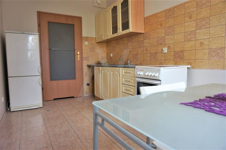 2 pokoje + balkon + hala garażowa miniaturka 6