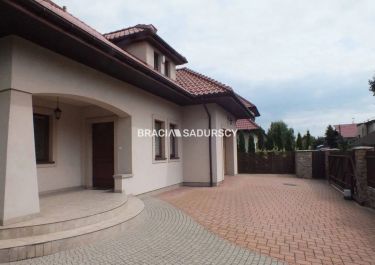 Wynajem domu w sercu Woli Justowskiej 260m2