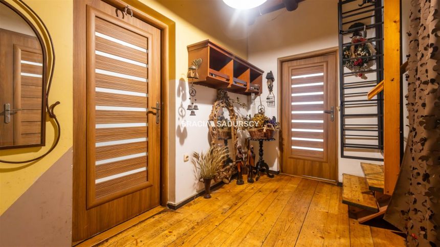 Na sprzedaż wyjątkowy dom w Pcimiu miniaturka 13