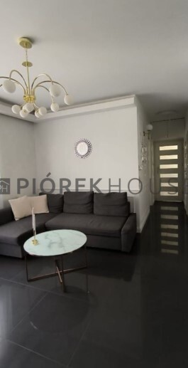 Dwupoziomowe mieszkanie w Markach miniaturka 15