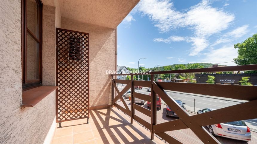Wola Justowska apartament z miejscem postojowym miniaturka 30