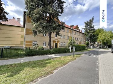 3 pokoje z werandą i garażem - Świdnica