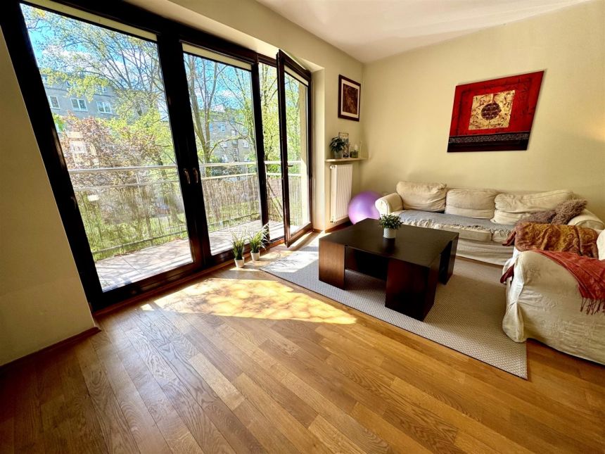 Nowoczesny, wygodny apartament z garażem w Centrum miniaturka 5