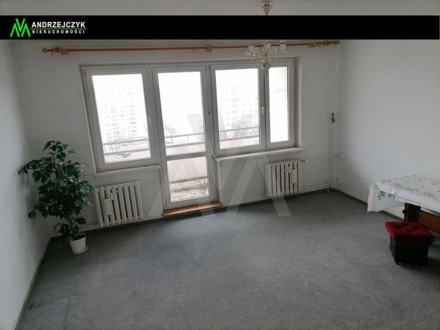 Przestronne, jasne, duży balkon - zdjęcie 1