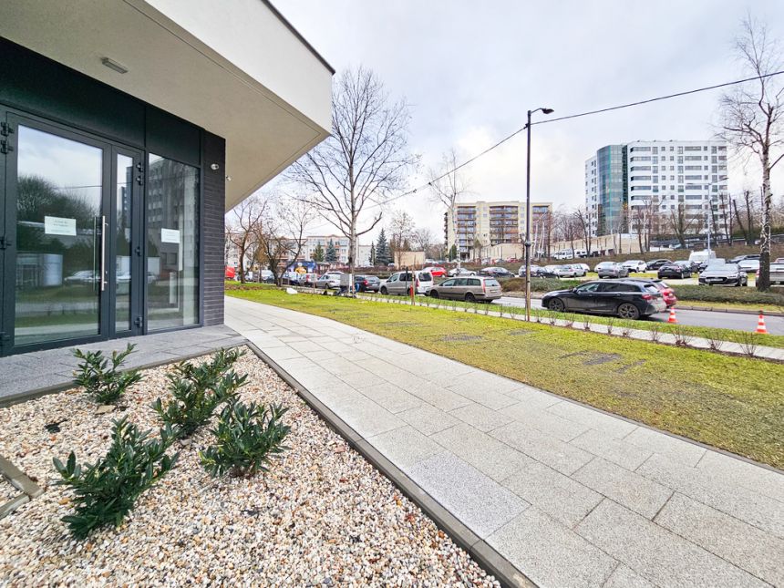 Gotowe, centrum,  14 piętro i widok ! miniaturka 6