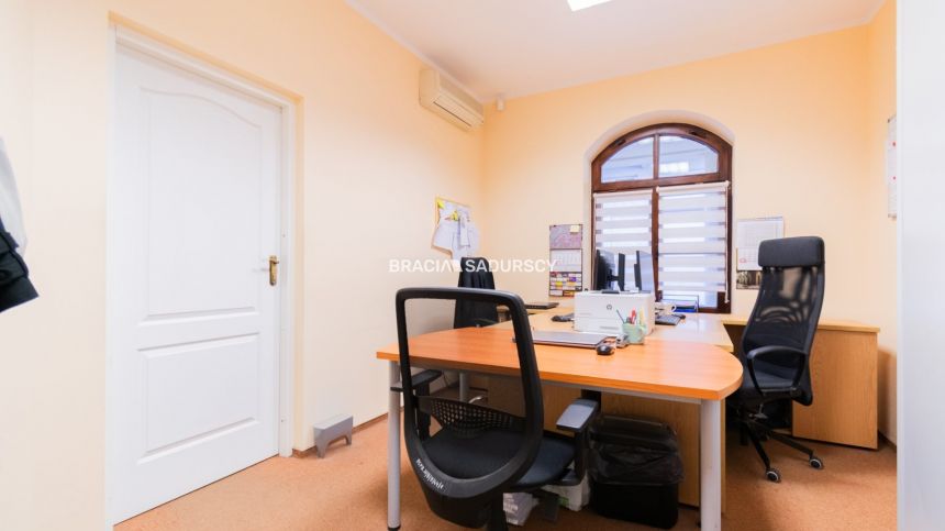 Atrakcyjny lokal w pobliżu Ronda Mogilskiego miniaturka 19