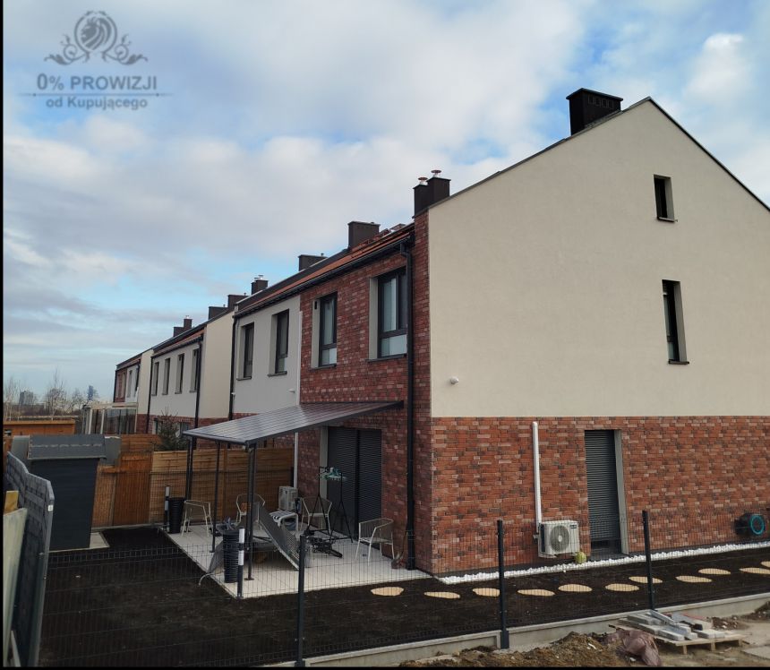 Piękny domek w dobrej lokalizacji z ogrodem/garaż dwustanowiskowy miniaturka 5