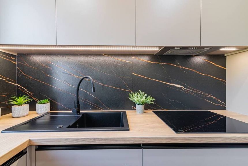 Na sprzedaż dwupoziomowy apartament z ogródkiem miniaturka 3