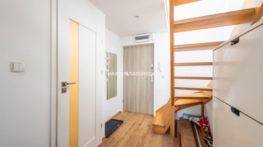 Komfortowy apartament koło Parku Bednarskiego miniaturka 10