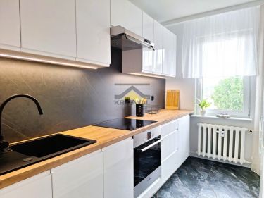 MIESZKANIE  PO REMONCIE 3 POKOJE OS. STASZICA