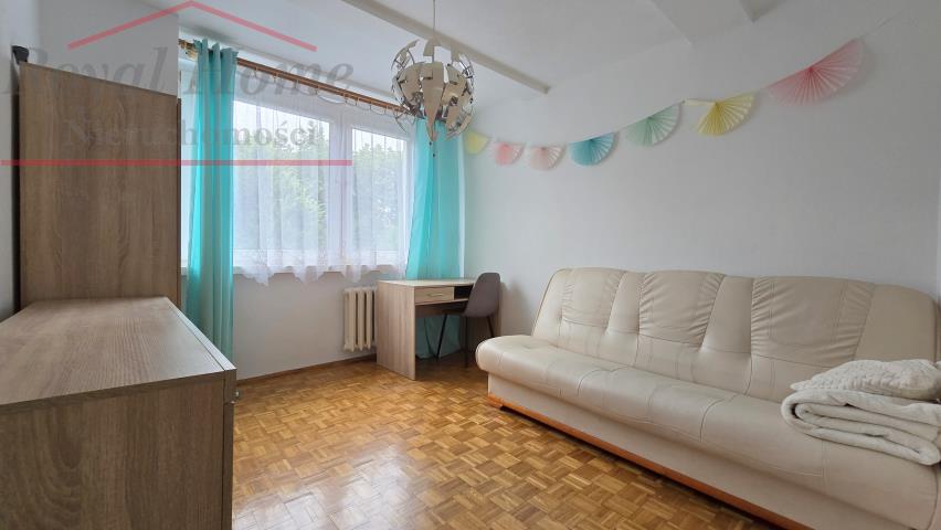 Przestronne, w pełnym rozkładzie 3 pok z balkonem. miniaturka 4