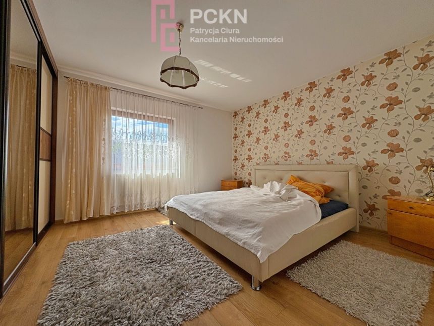 parterowy dom z fotowoltaiką i garażem Grodków miniaturka 3