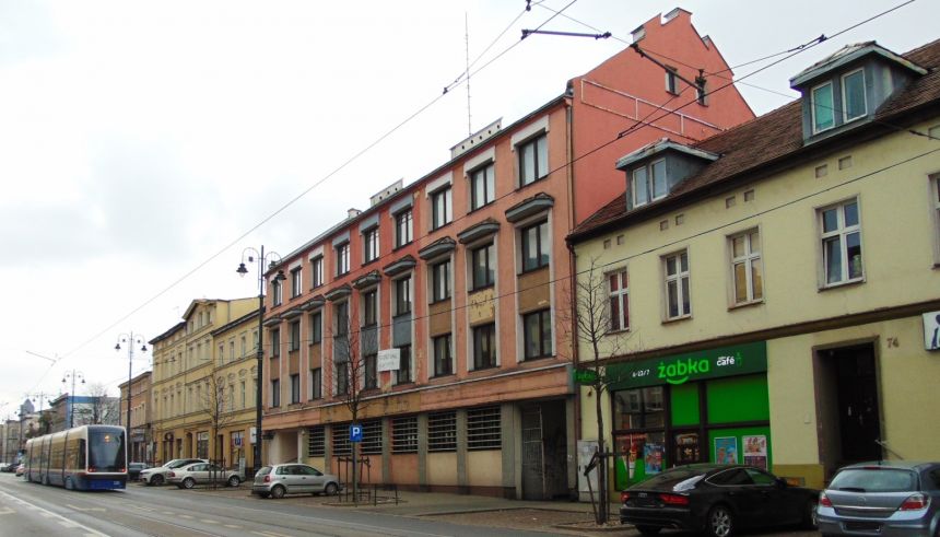 Budynek z parkingiem przy ul. Gdańskiej miniaturka 4