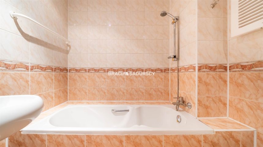 Mieszkanie w kamienicy 82 m2 stare miasto,poddasze miniaturka 18
