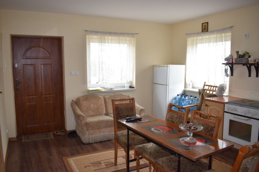 Domek wypoczynkowy 60m2 na działce 8,3a- Dylągowa. miniaturka 9