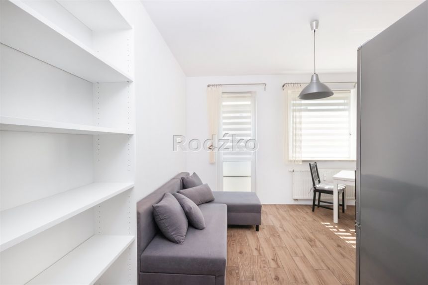 M-3 z miejscem postojowym. miniaturka 6