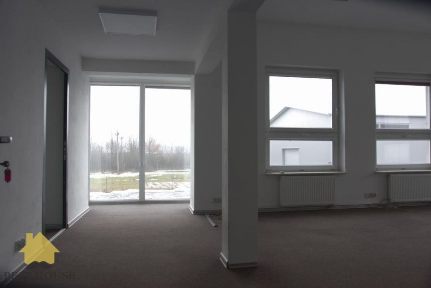 Wolne biura do wynajęcia 30 zł/m2 netto – Lublin miniaturka 9