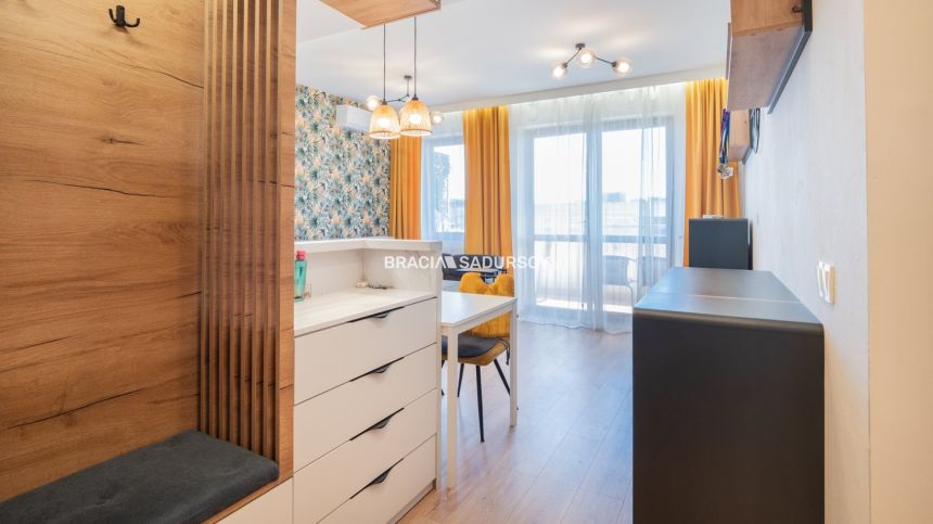 Nowoczesne 2 pokoje z klimatyzacją i balkonem miniaturka 12