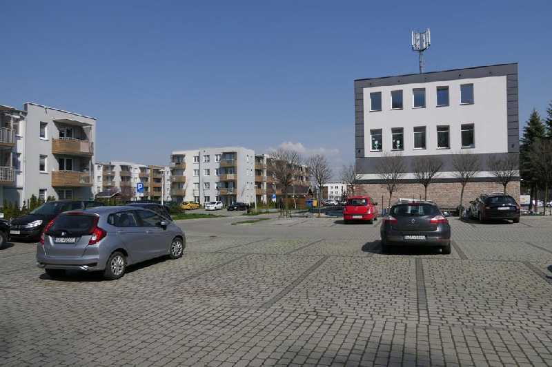 Katowice Kostuchna 2 405 700 zł 320.76 m2 miniaturka 6