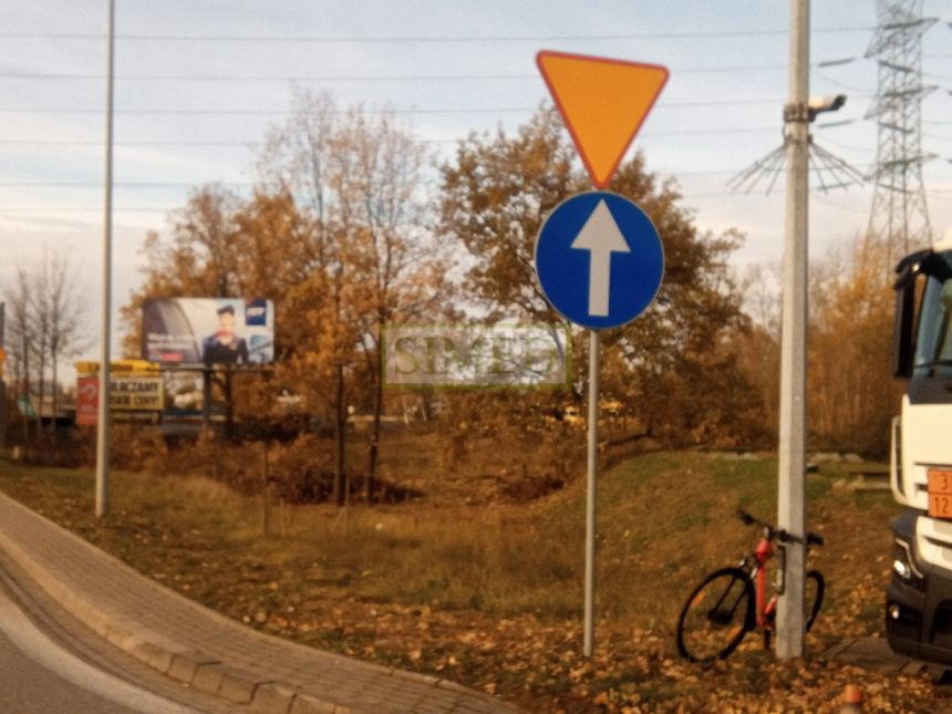 Okolice Auchan,przy trasie nr 7 wjazd do Łomianek miniaturka 8