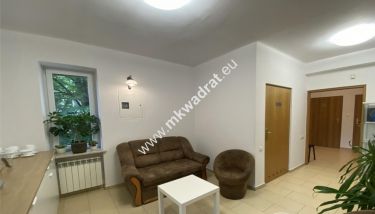 Bud. usługowy 360m2 - biura gabinety medyczn/kosm
