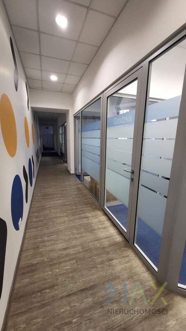 Parterowe biuro w eleganckim biurowcu ul. Karmelicka miniaturka 7