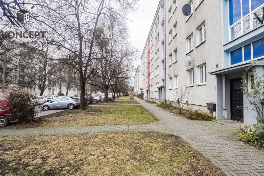 Znakomita lokalizacja - rozkładowe 3 pokoje miniaturka 13