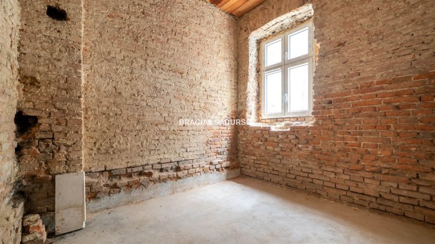 | Stare miasto | Lokal 18,47 m² | Oficyna miniaturka 5