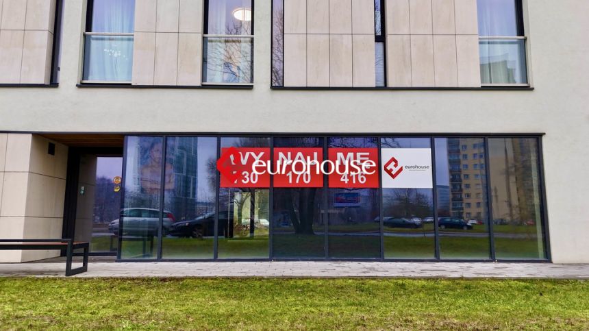 Lokal 121,7m2 Mokotów przy metrze, duże witryny. miniaturka 6
