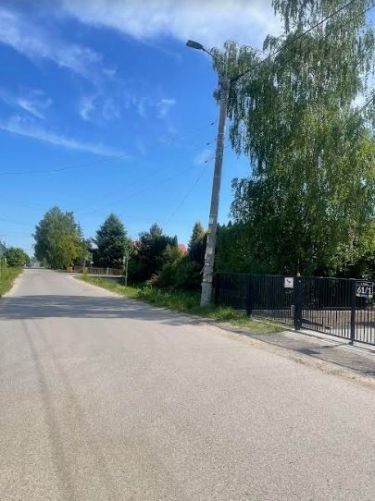Działka 5548 m² budowlana z mediami.