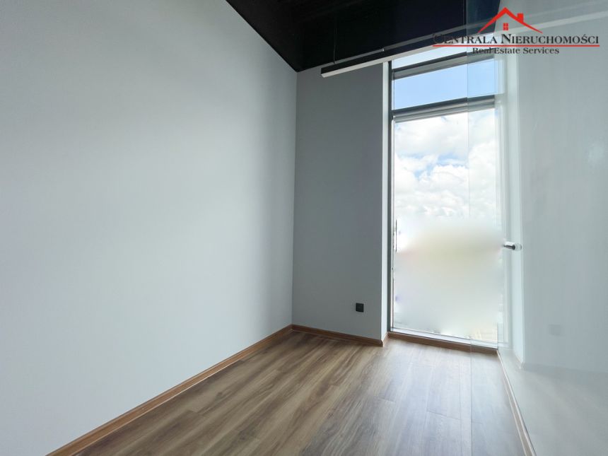 Lokal 152 m2/ wysoki standard/ Morke miniaturka 8