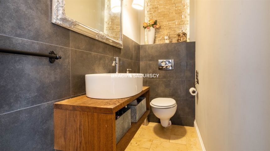 Gotowy dom, wolnostojący, Słomniki, taras, basen miniaturka 17