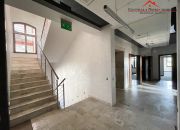 Nowoczesny biurowiec pod szkołę, hotel, siedzibę miniaturka 5