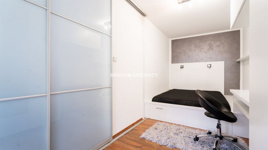 2 pokoje, balkon, Pilotów – nowoczesne i ciche miniaturka 13