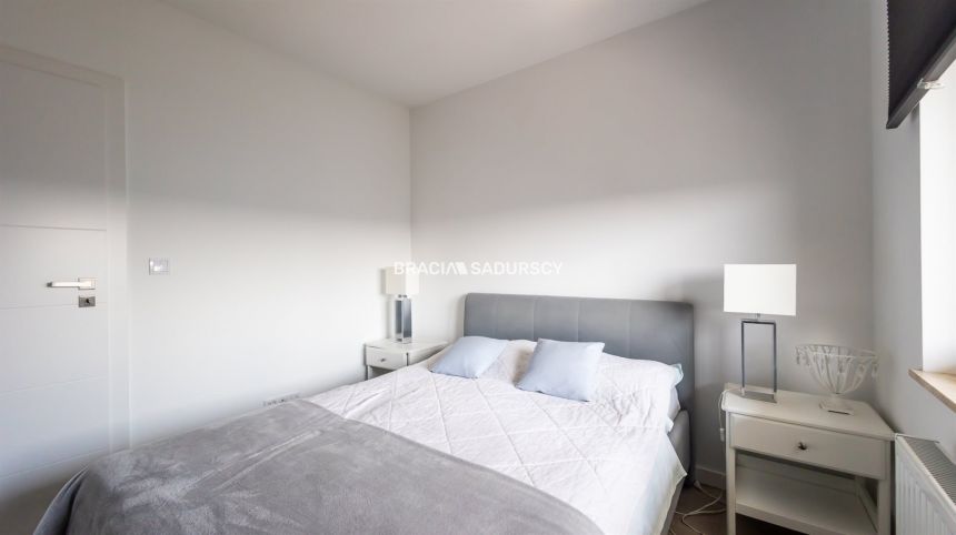 Al. 29 listopada | 2 pok. | duży balkon | nowe miniaturka 27