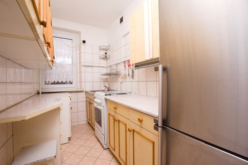 3 pokoje, balkon, ciepła woda z sieci, garaż miniaturka 8