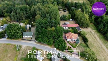 Droga asfaltowa, prąd, gaz i woda miejska