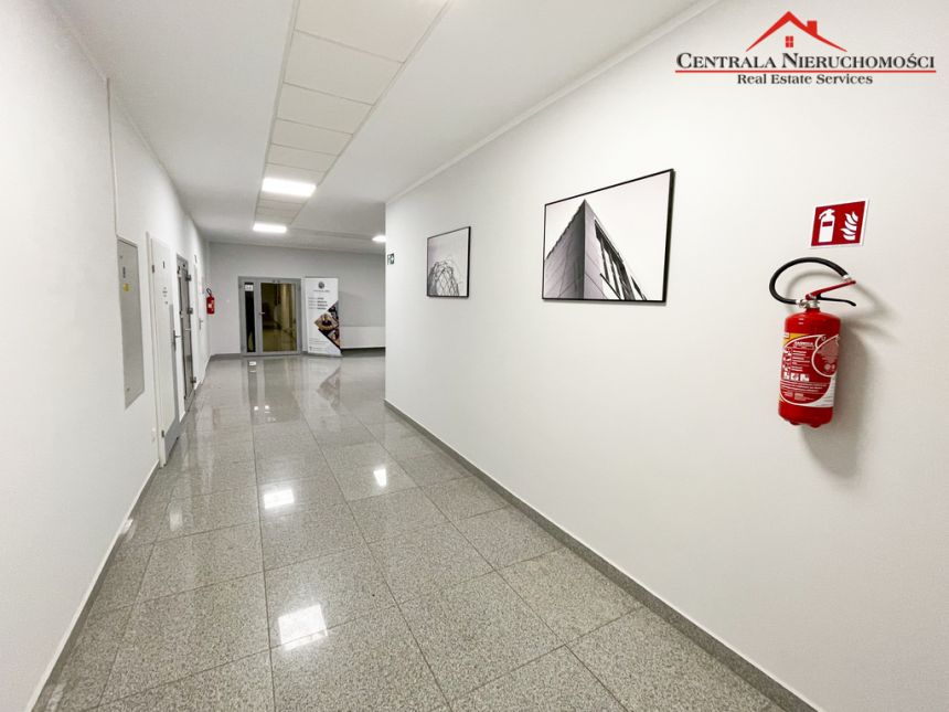 Lokal biurowy 70m2 na parterze miniaturka 4