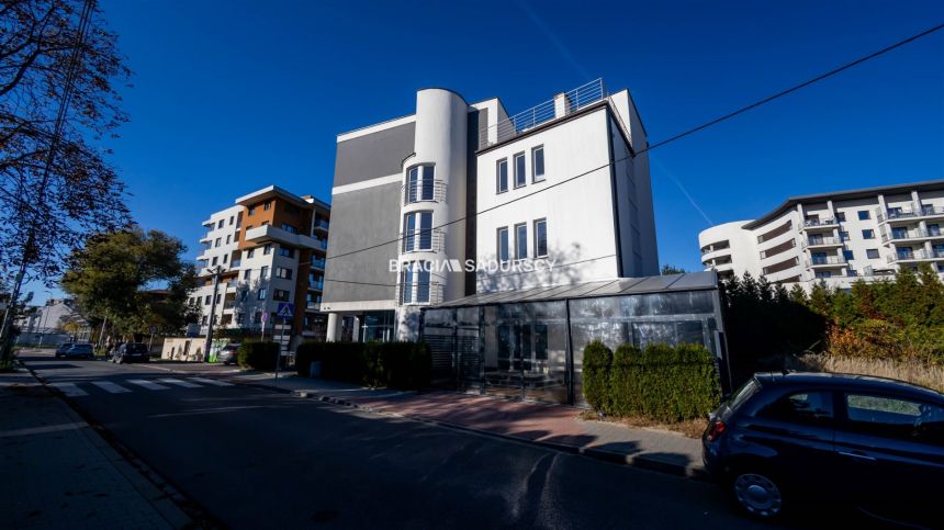 Budynek Ruczaj Kraków - zdjęcie 1