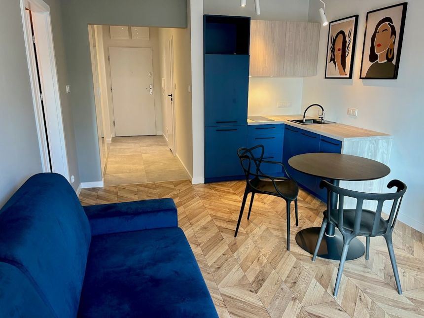 Nowoczesny kompaktowy apartament w Central Park miniaturka 9
