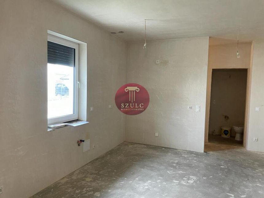 Segment w kameralnej okolicy z ogródkiem miniaturka 9