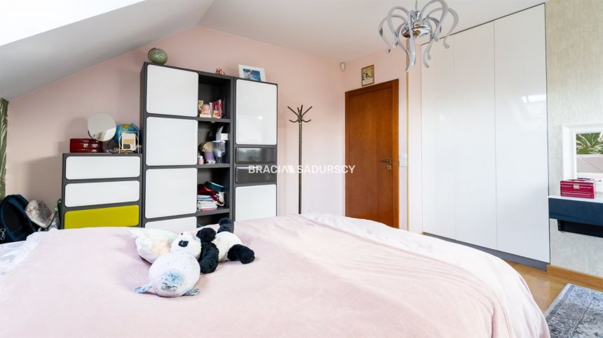 Centrum, Pychowice, zielona okolica, dom 7 pokoi miniaturka 35