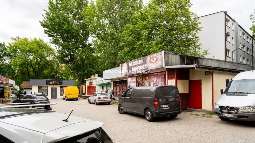 Lokal w doskonałej lokalizacji miniaturka 24