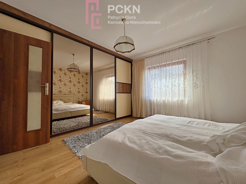 parterowy dom z fotowoltaiką i garażem Grodków miniaturka 9