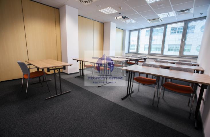 Wola: sala konferencyjna 12-24 osób miniaturka 2