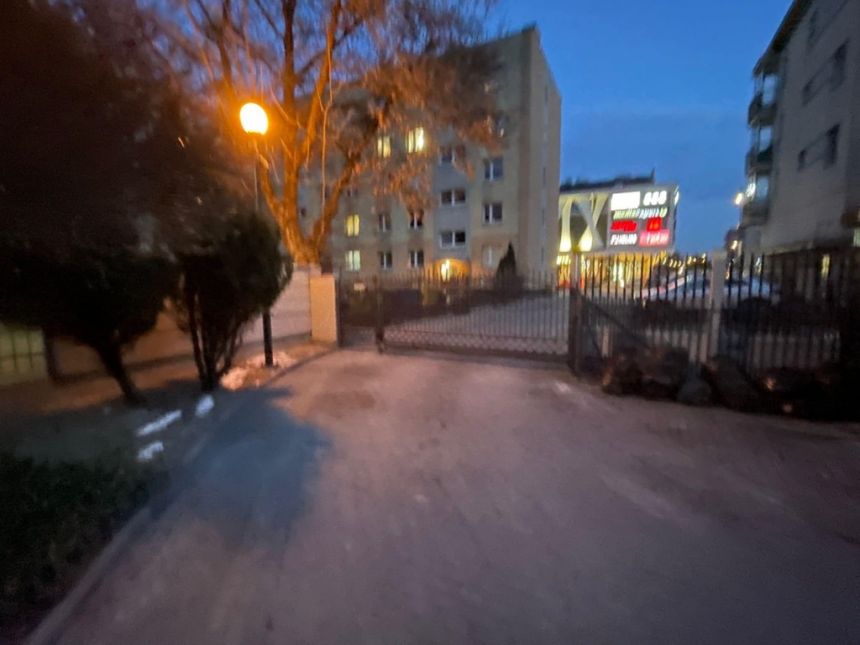 Legionowo- kawalerka 26 z miejscem na samochód miniaturka 11